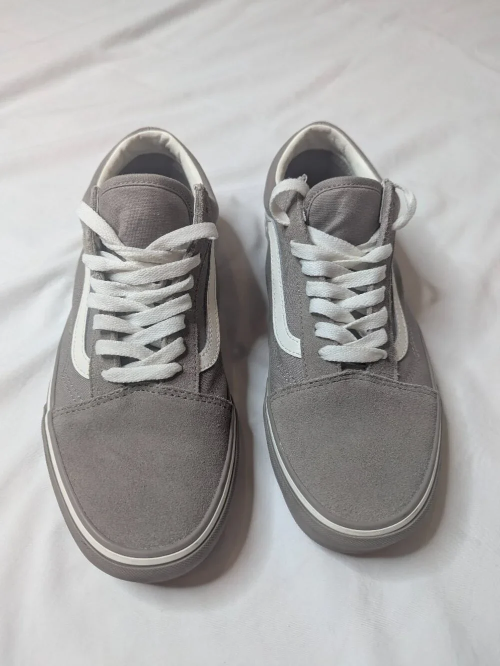 Men's Old Skool Vans, Gray Size 9.5M/11W